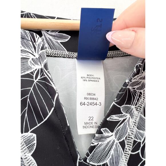 Swimsuits for All Longer Length Swim Tunic Top Size 22 Floral Modest Swimsuits - Picture 6 of 7